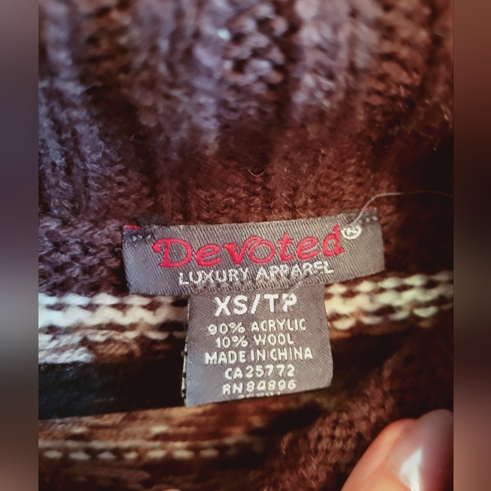 DEVOTED Short Sleeve Long Sweater - Picture 5 of 5